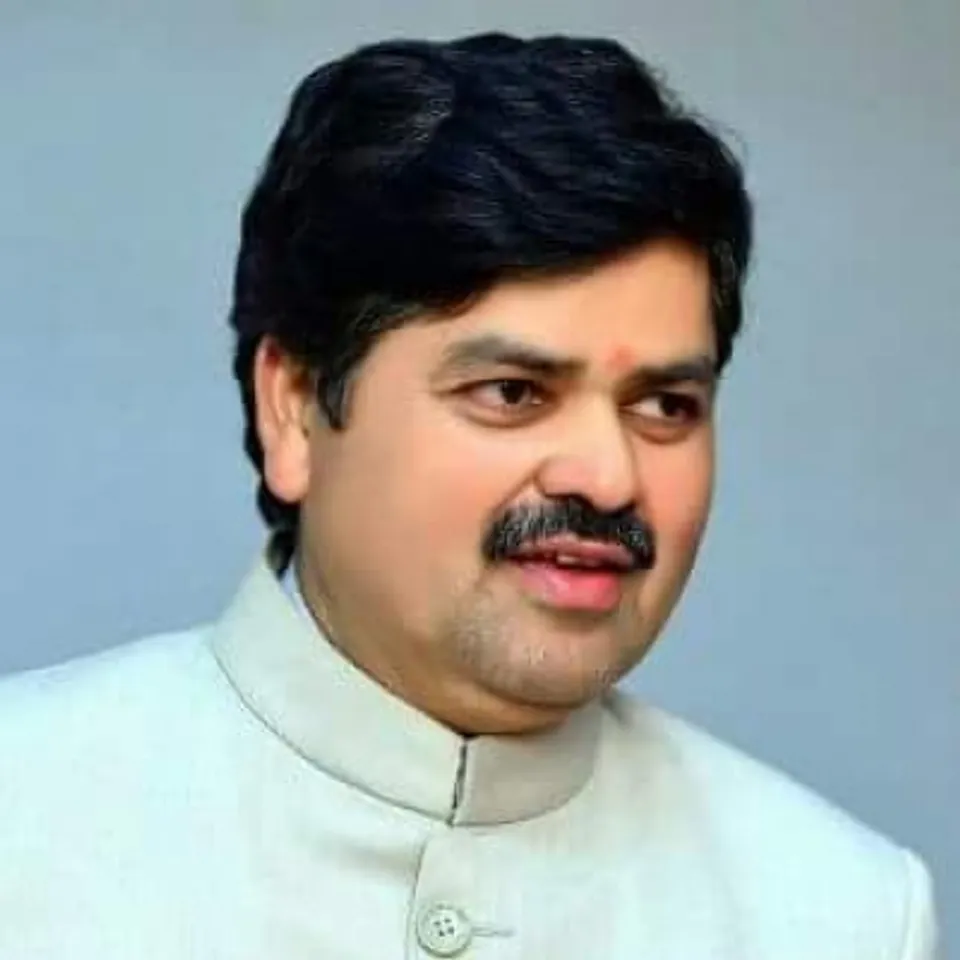 Congre leader
