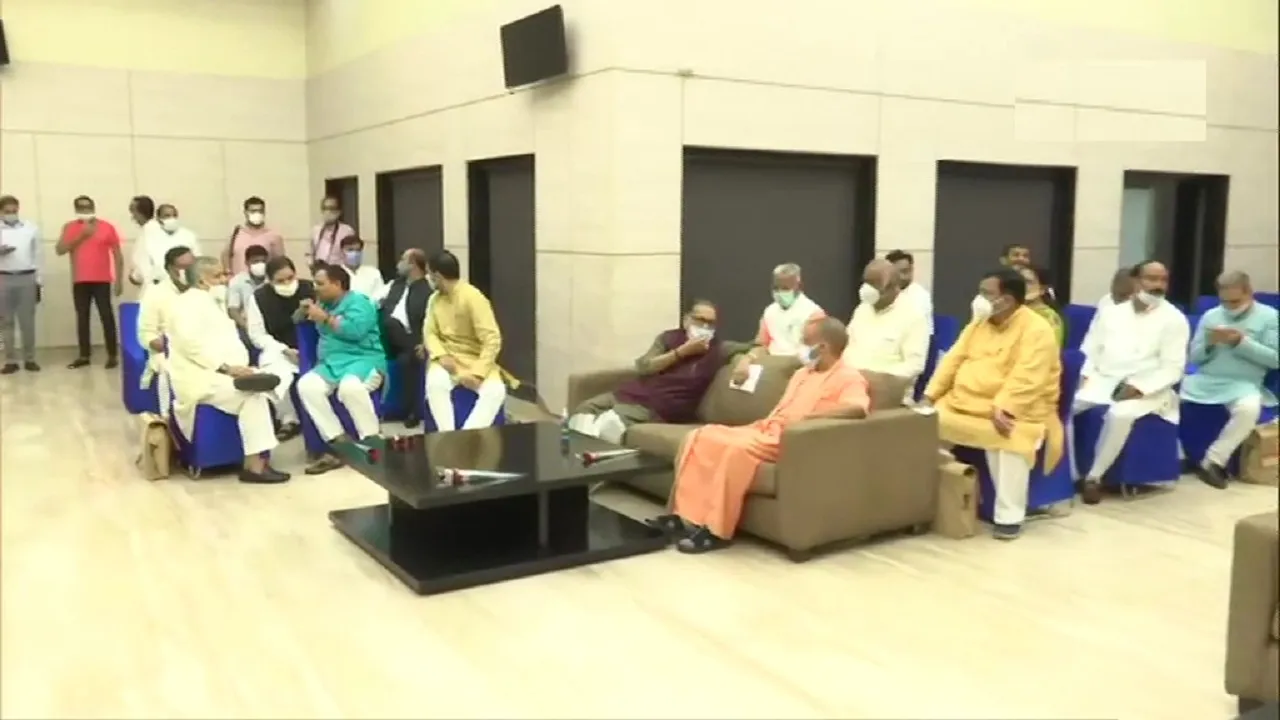 cm yogi adityanath