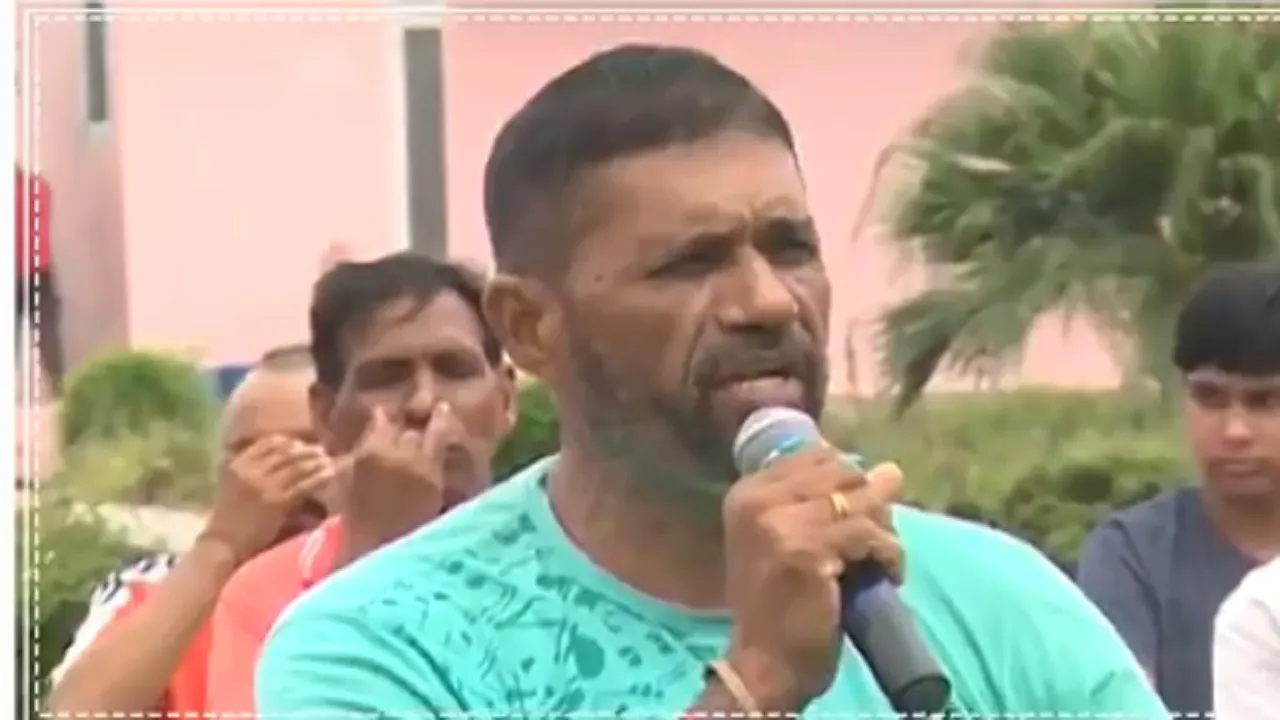 Army jawan removed snoring from yoga