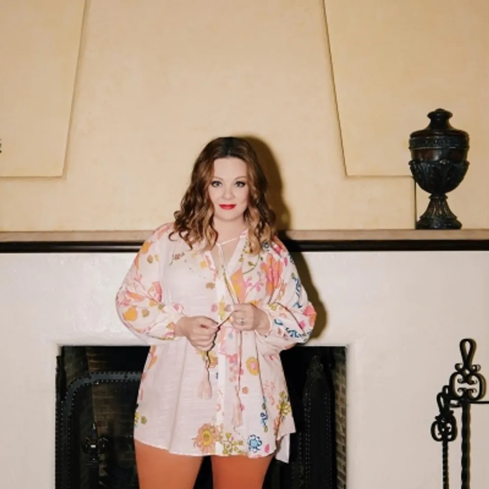 Melia McCarthyphotoIntagram