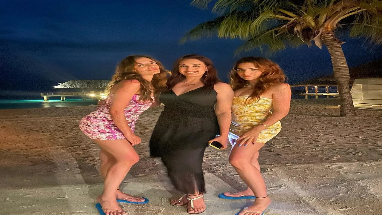 Prakriti Kakar, Sukriti Kakar, Akriti Kakar