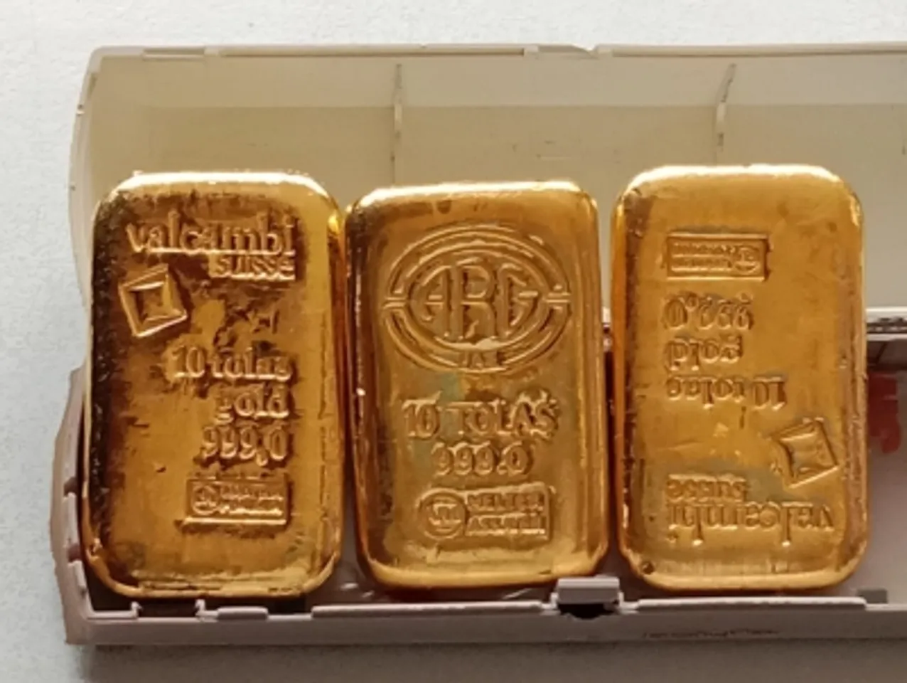Gold bar