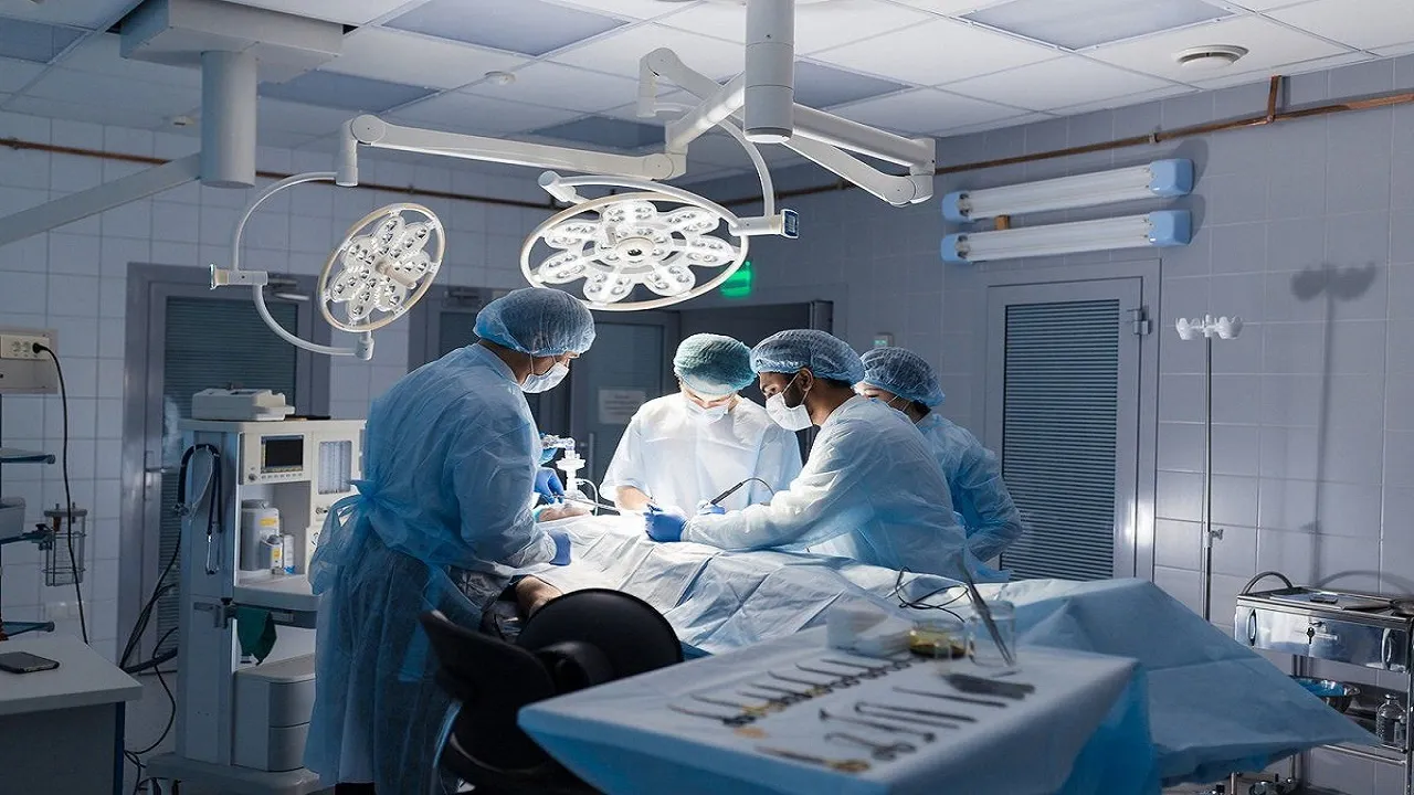 Surgery hospi