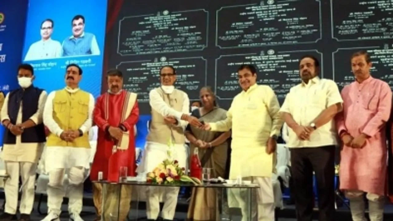 gadkari adak