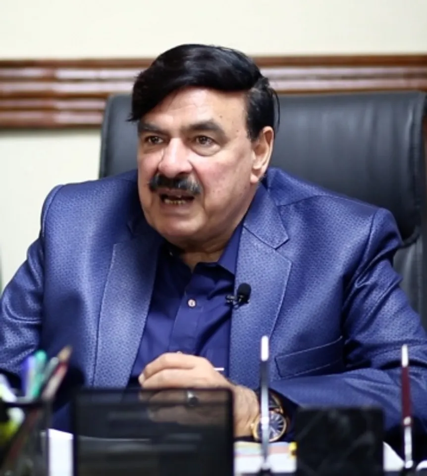 Pak Miniter