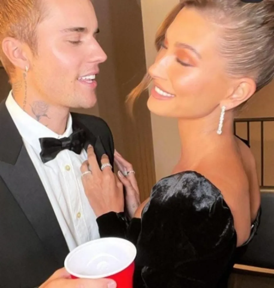 Hailey Bieber