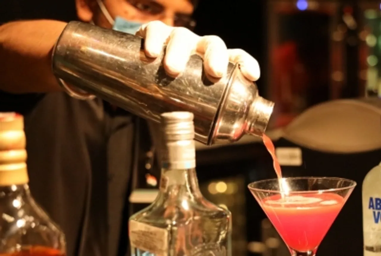 Bar open