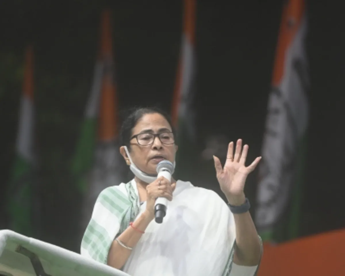 Mamata lead