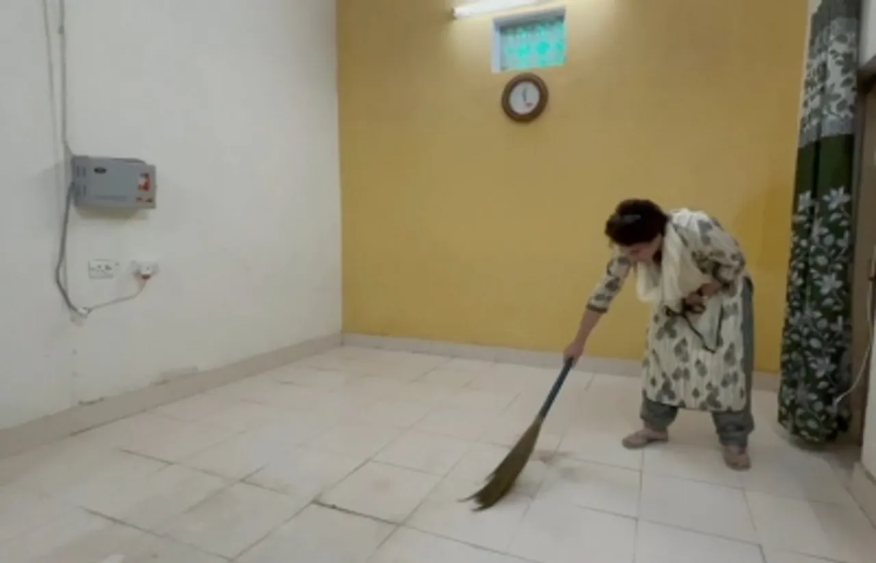 Priyanka weep