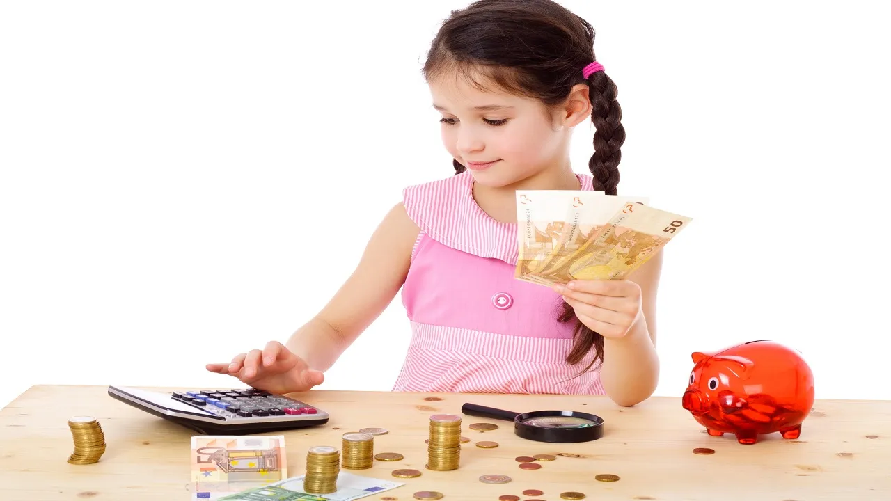 ways to teach financial literacy to your kids