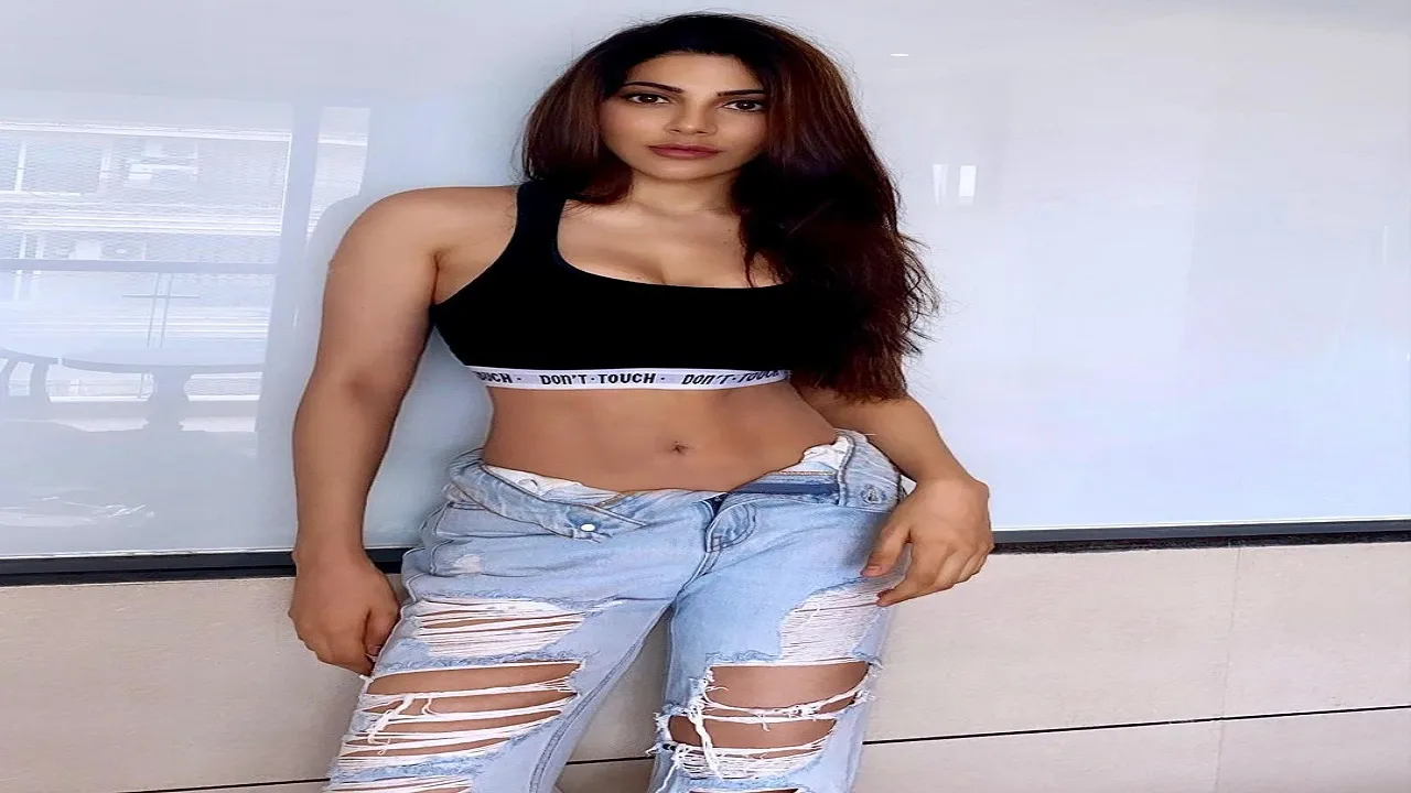 Nikki Tamboli