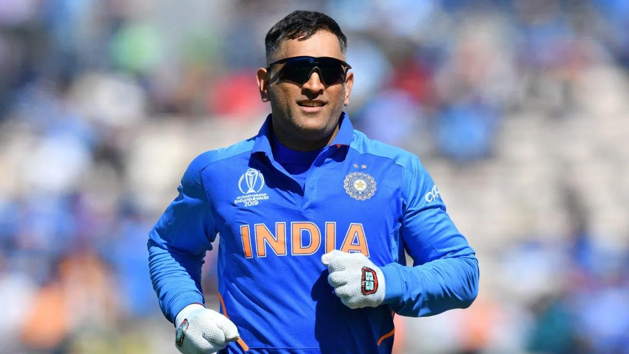 dhoni j6576767676