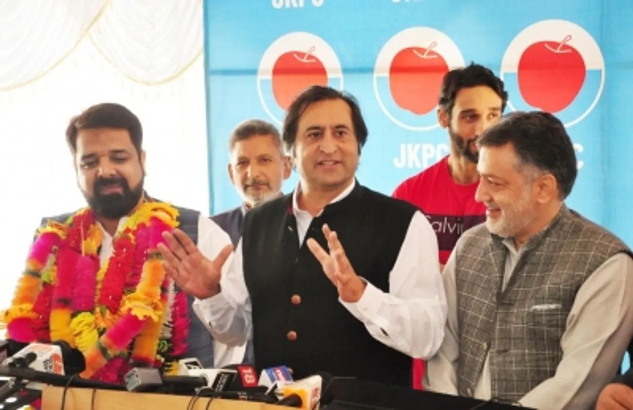 Srinagar Hilal