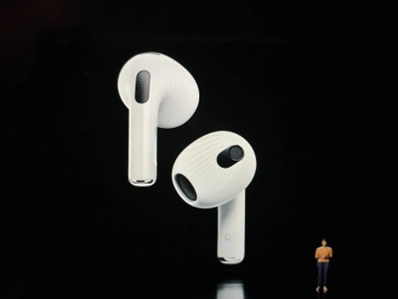 AirPod hipment
