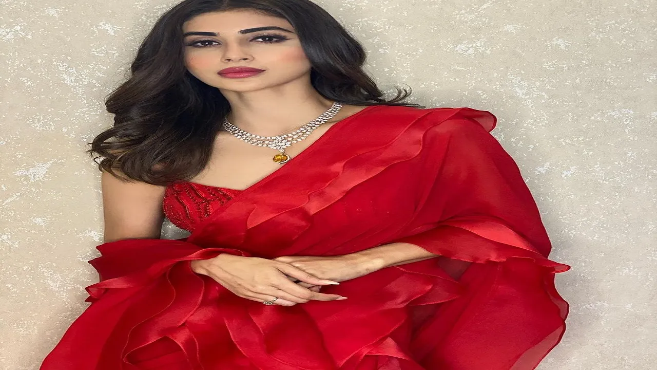 Mouni Roy