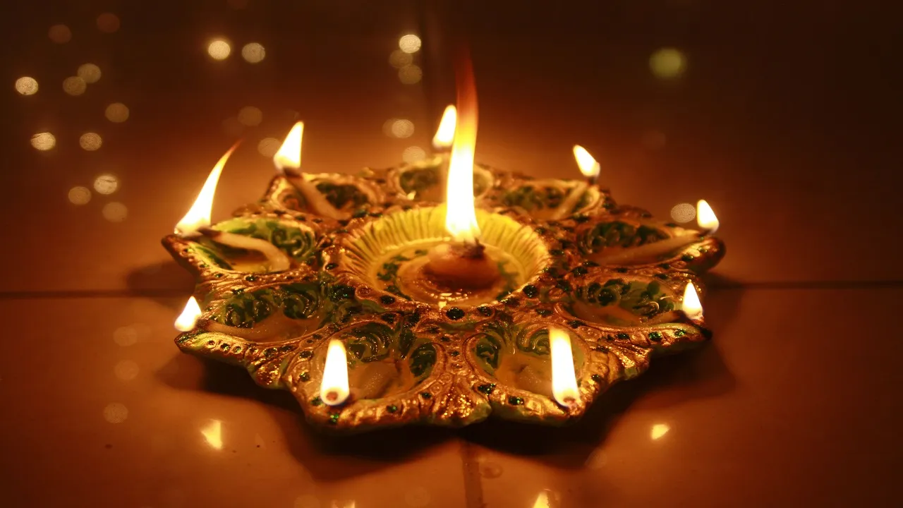 Different types of diye on diwali
