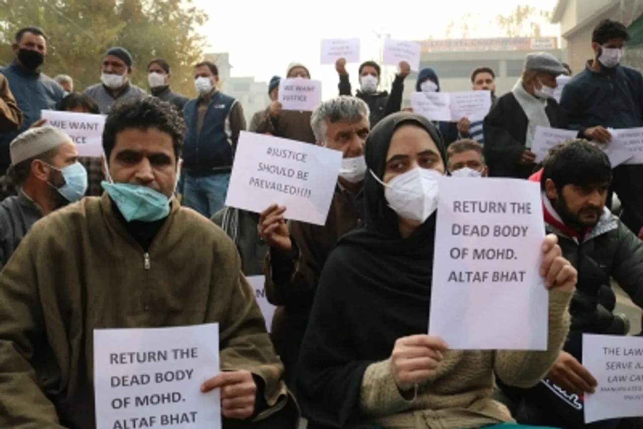 Hyderpora killing