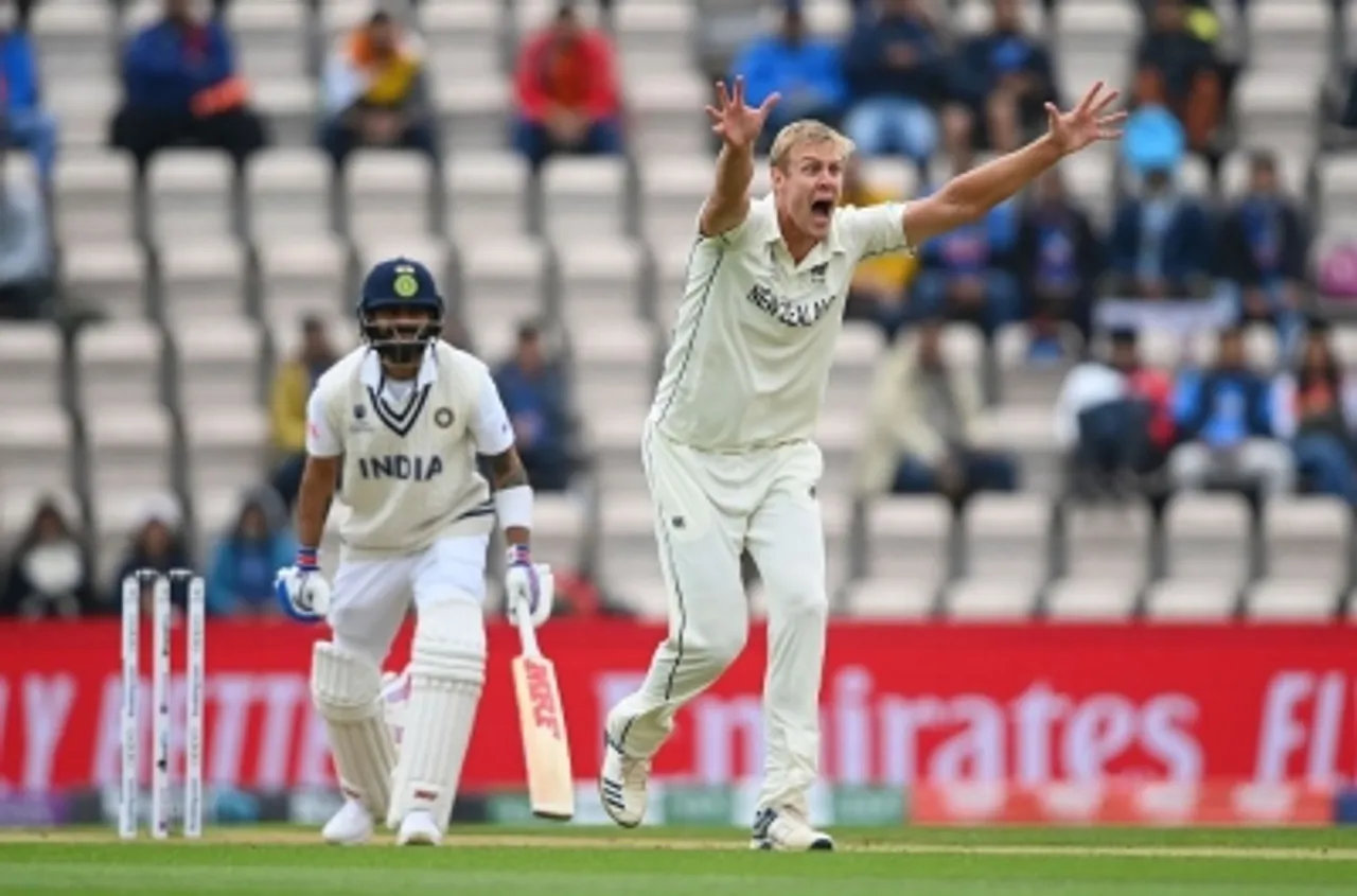 IND v