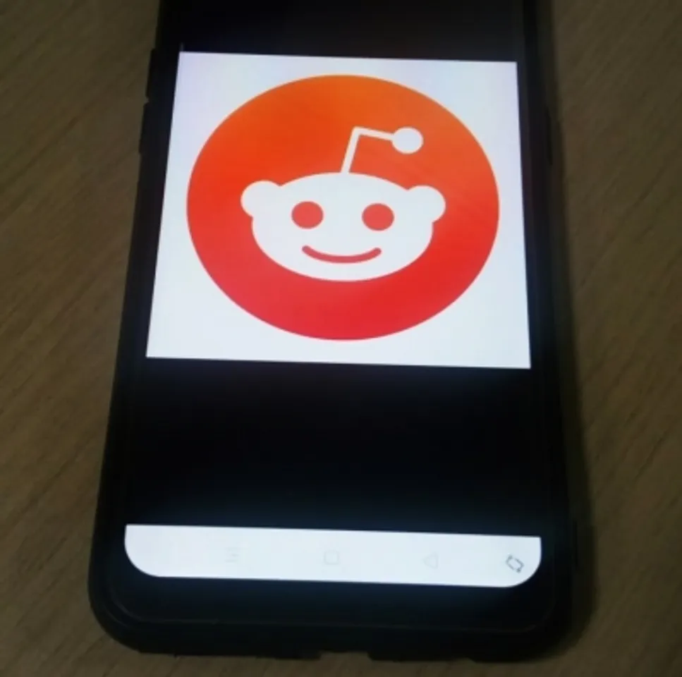 Reddit to
