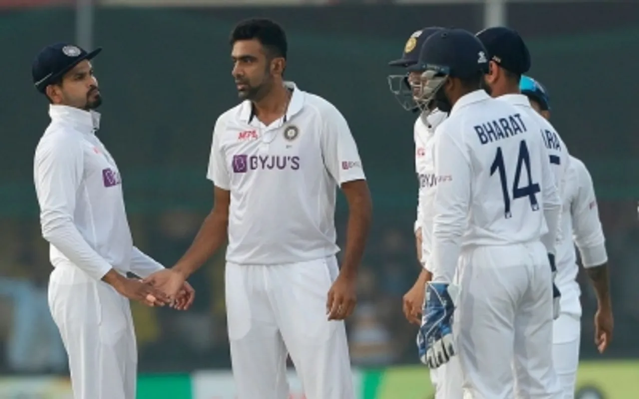 IND v