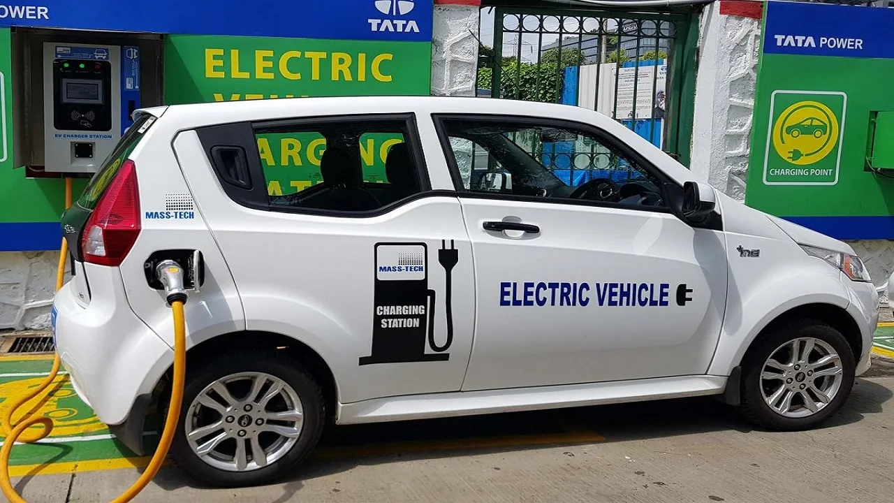 electric vehicle