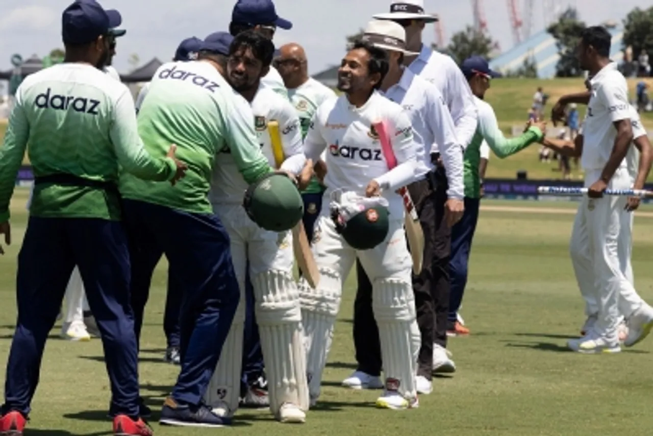 Cricket fraternity