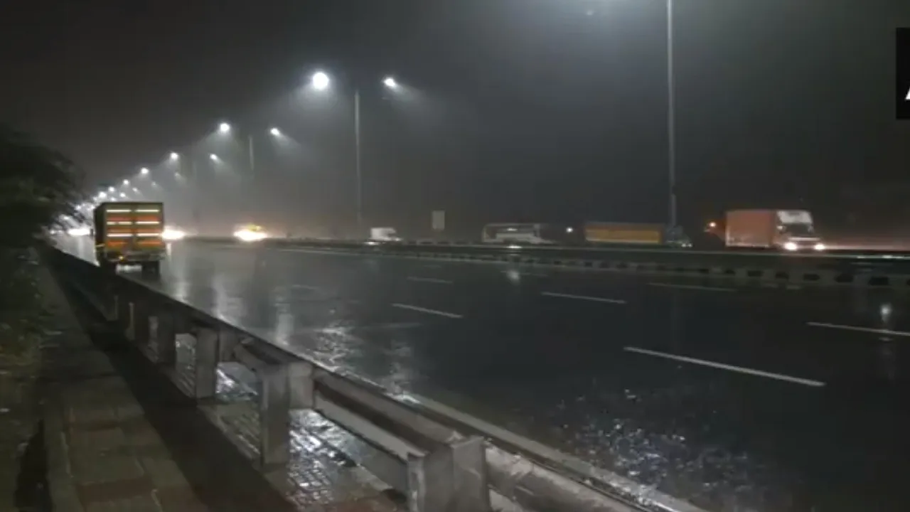Rain in Delhi