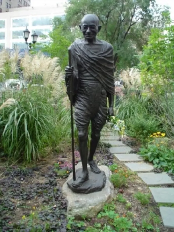 Statue of