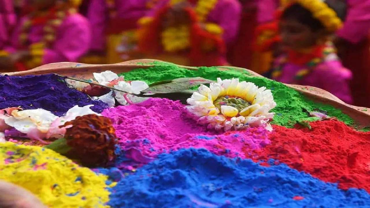 holi