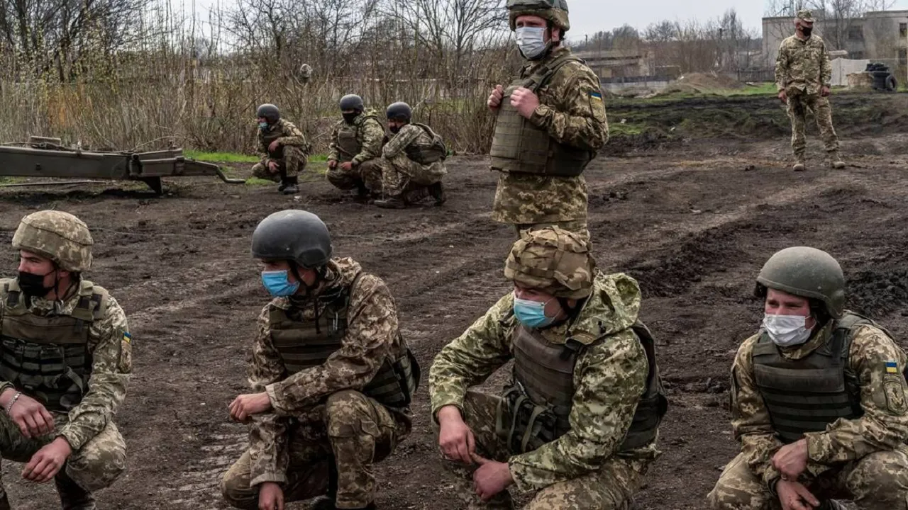 Russian soldiers