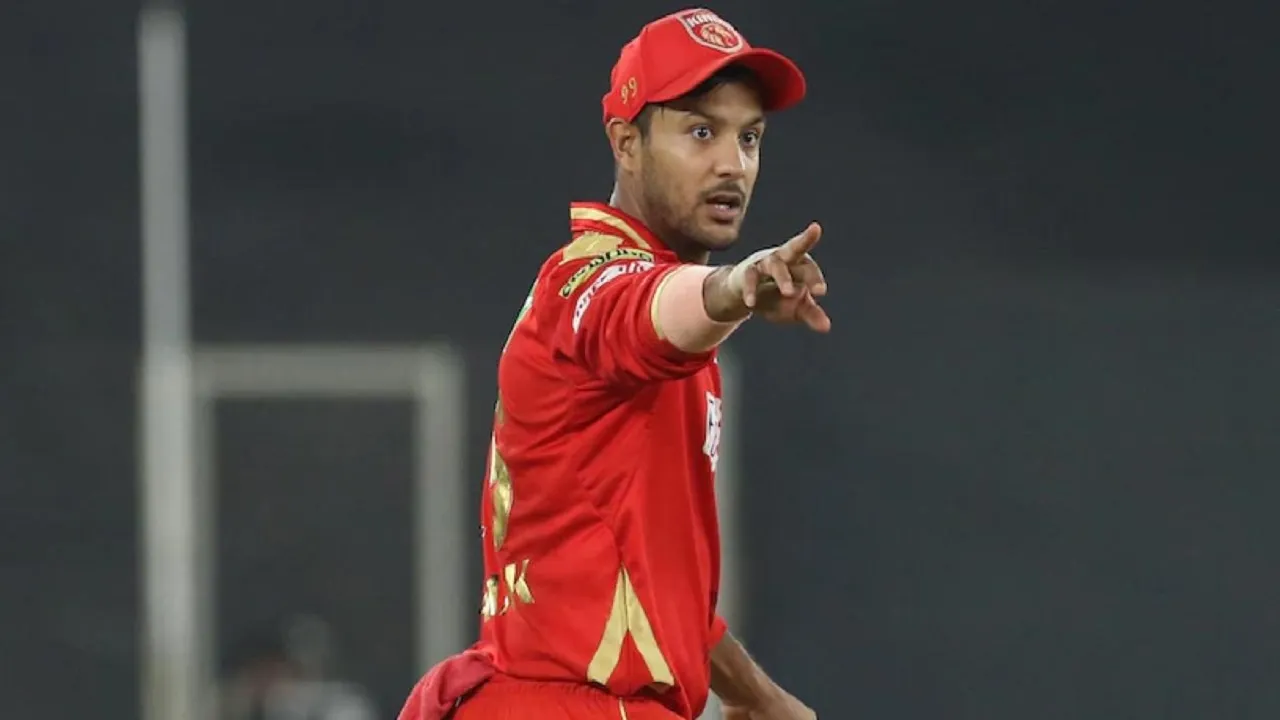 this player is not a ms dhoni mayank agarwal kkr vs pbks