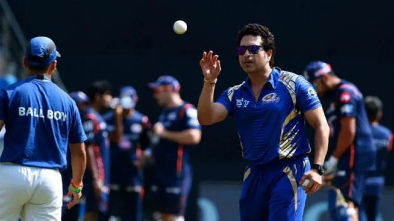 Sachin Tendulkar Bowling
