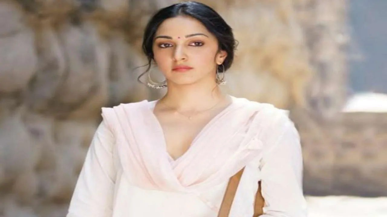 Kiara Advani slips dress