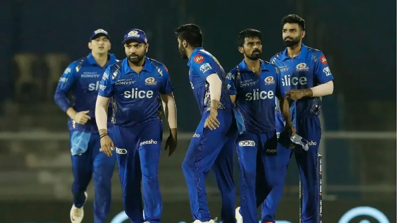 Mumbai Indians Win 5 runs