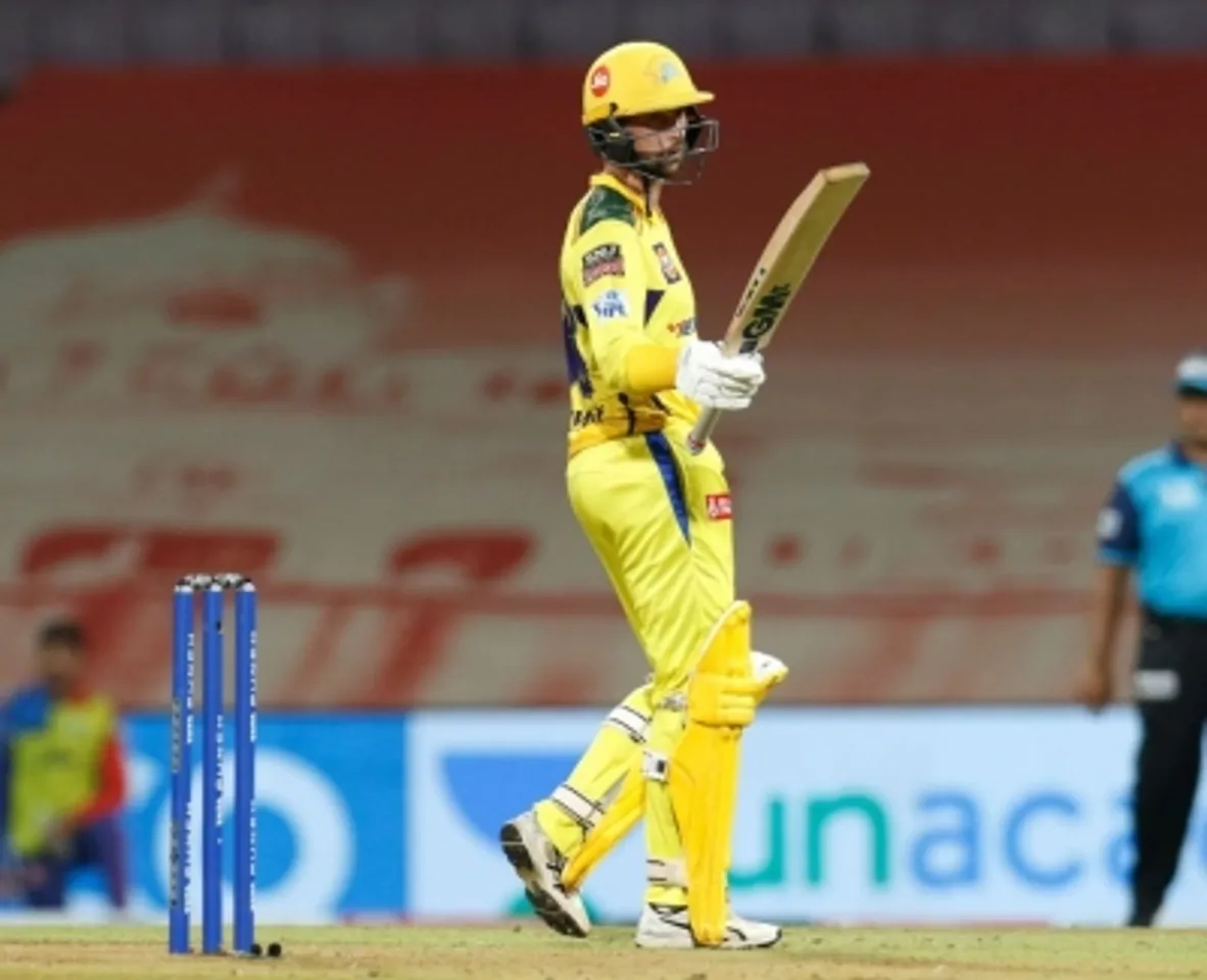 How Dhoni
