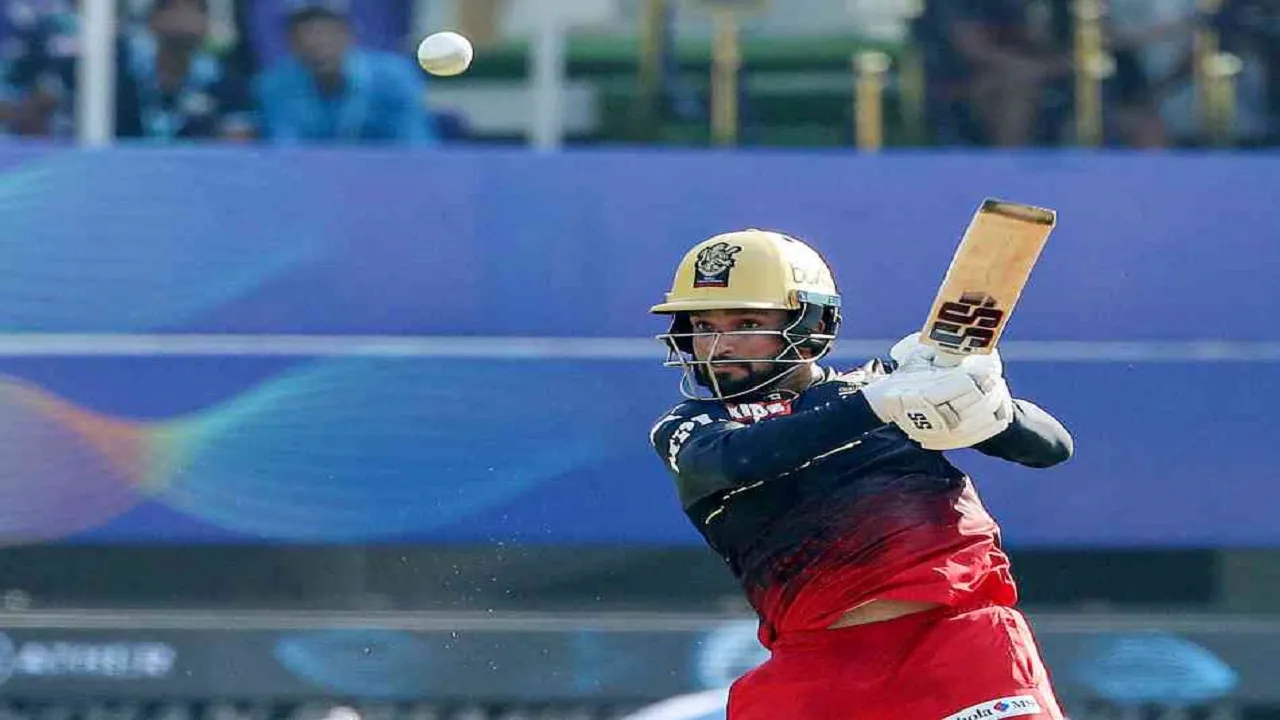 rcb captain faf become fan of rajat patidar in ipl 2022