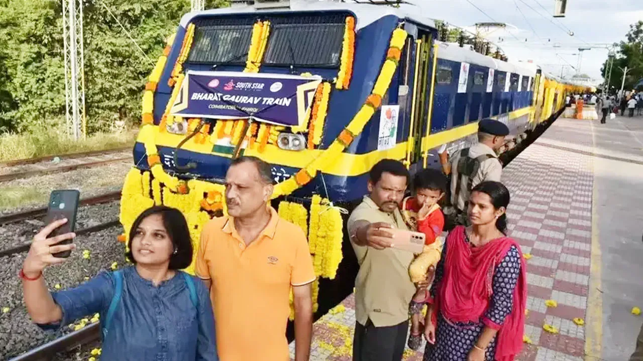 bharat gaurav train