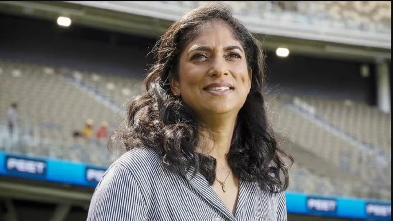 Lisa Sthalekar