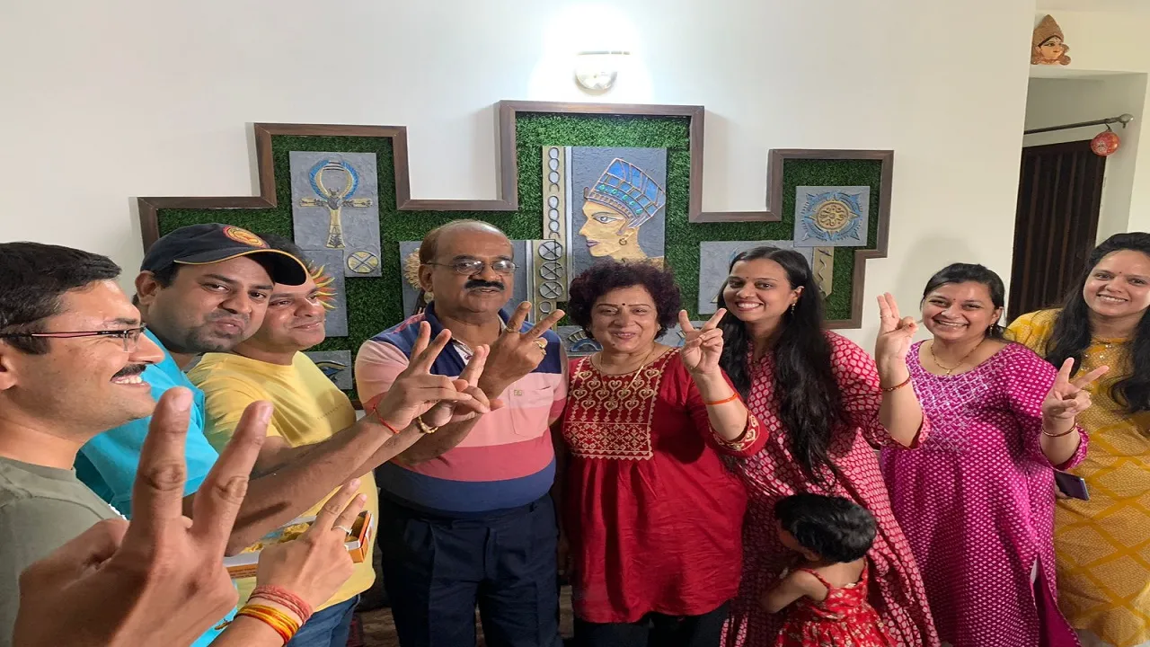 Yash Dubey Family