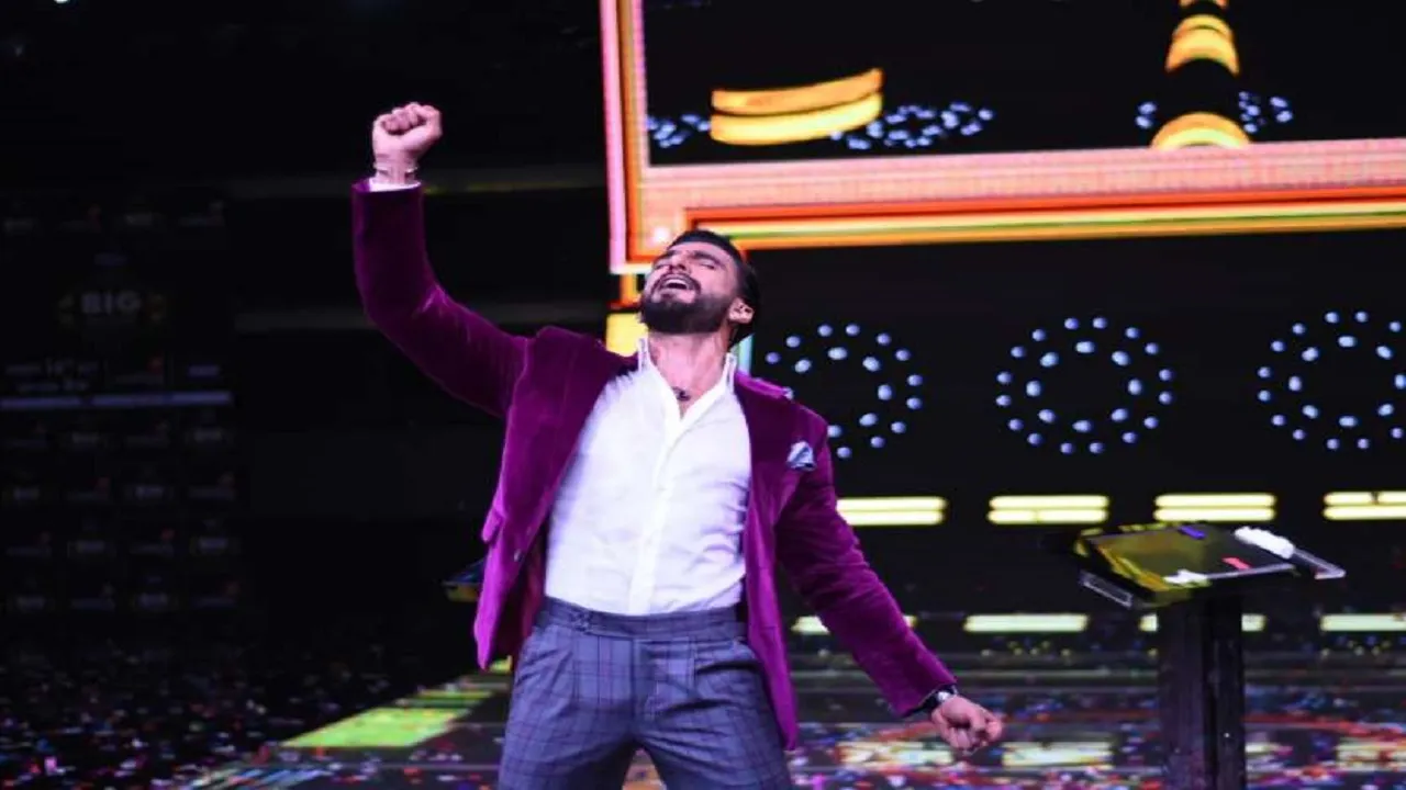 रणवीर सिंह (Ranveer Singh Bigg Boss OTT) होस्ट कर सकते हैं.