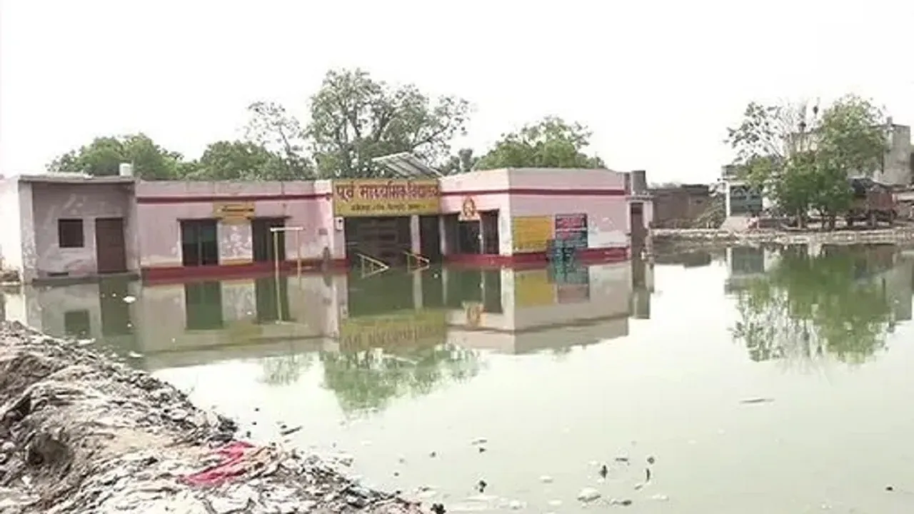 Agra Schools