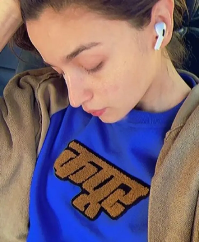 Alia bat