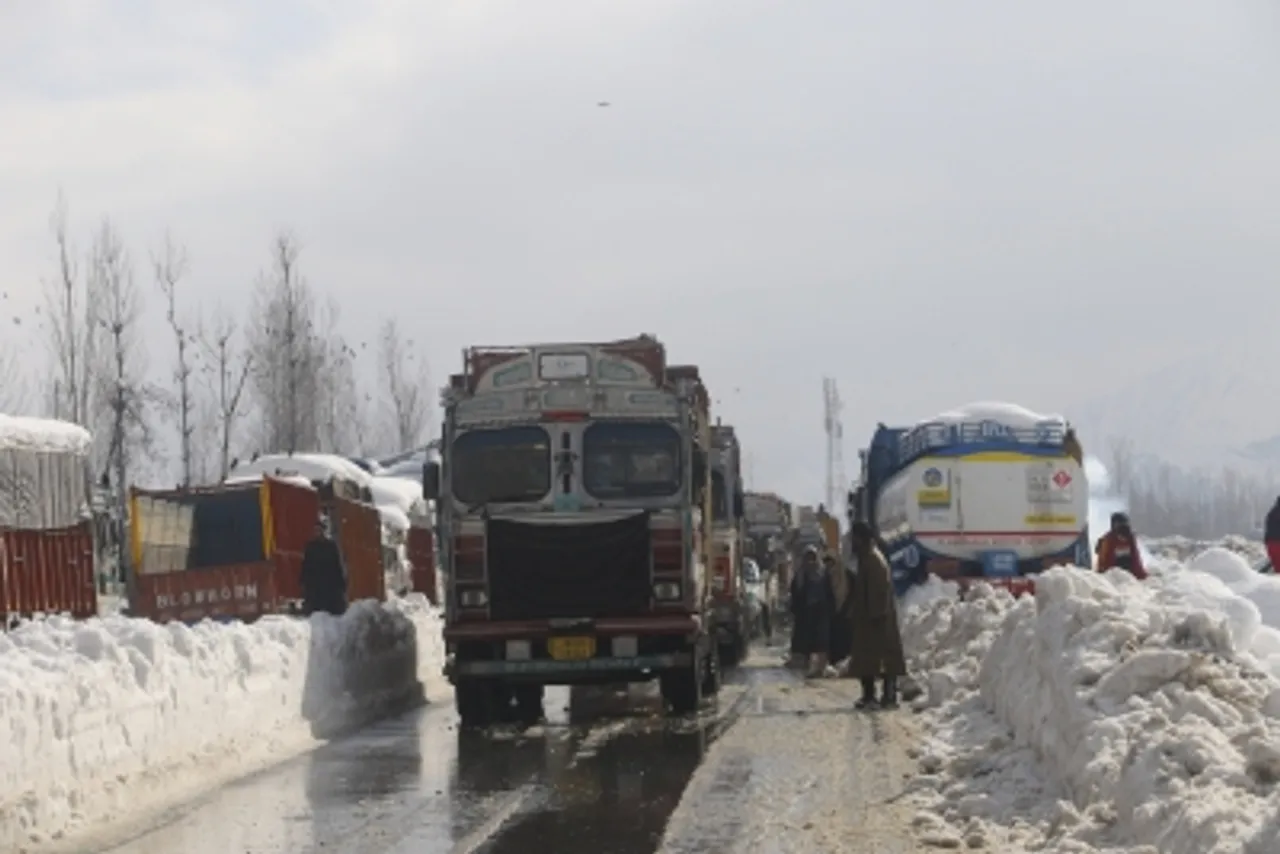 Srinagar Stranded