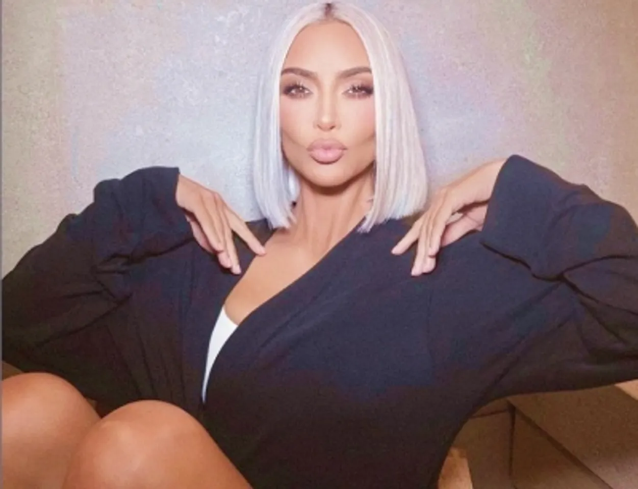 Kim KardahianphotoIntagram