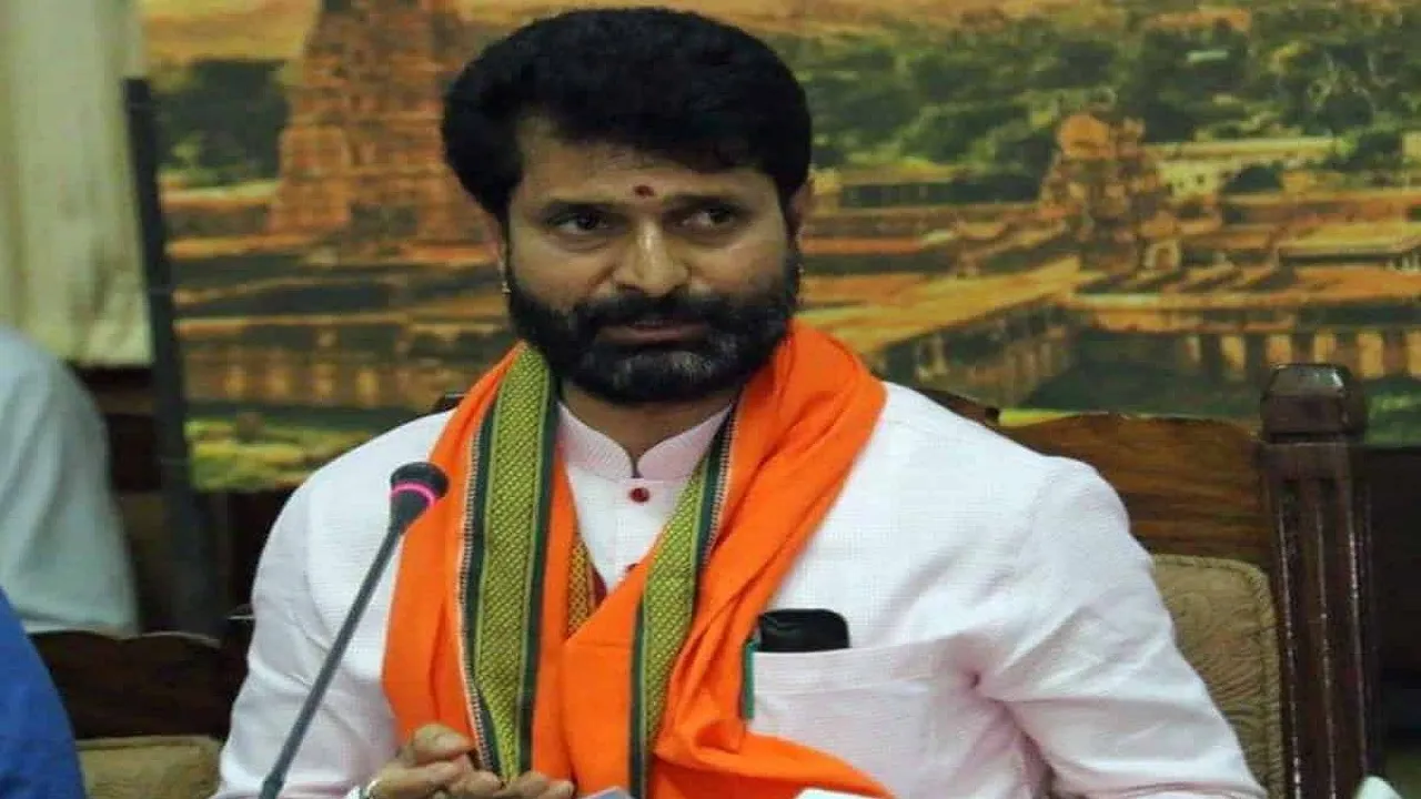BJP leader CT Ravi