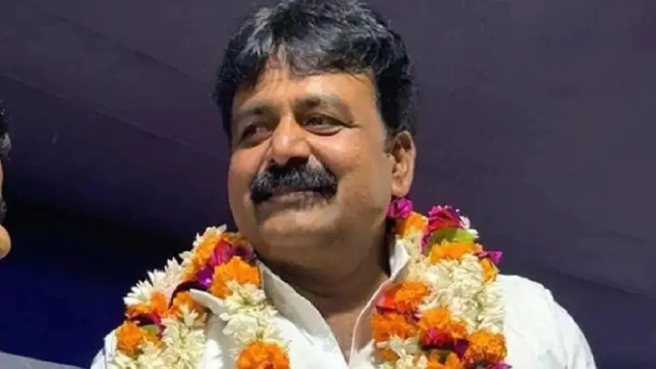 JAMA KHAN