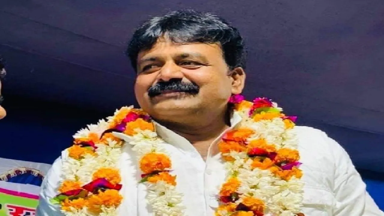 JAMA KHAN
