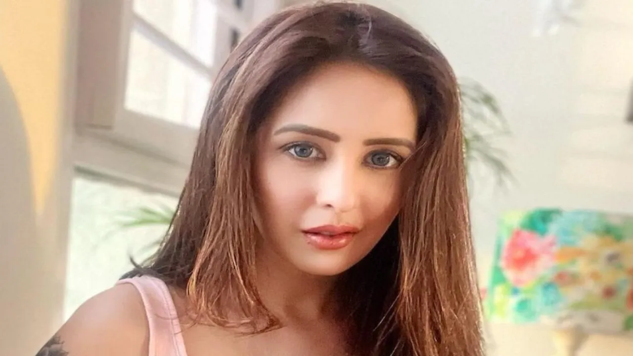 Chahat Khanna