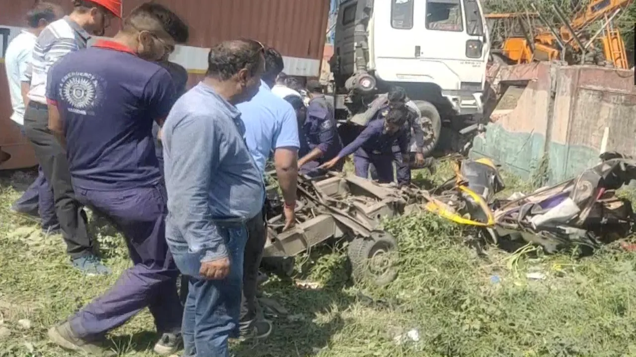 Road accident in Vadodra