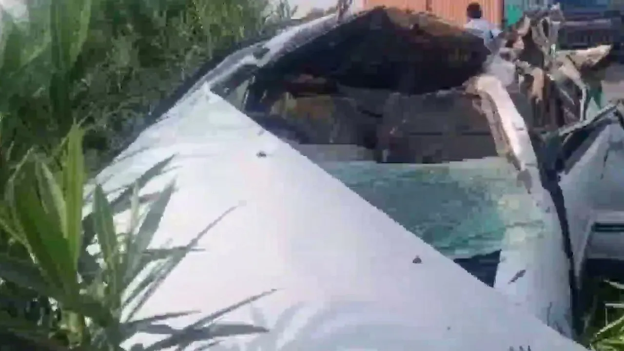 5 people died and several injured in car accident